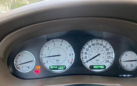 Dodge Intrepid II, 2002 год, 160 000 рублей, 11 фотография