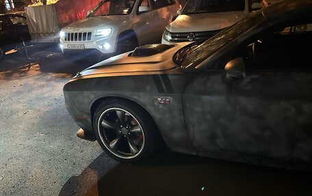Dodge Challenger III рестайлинг 2, 2017 год, 4 000 000 рублей, 4 фотография