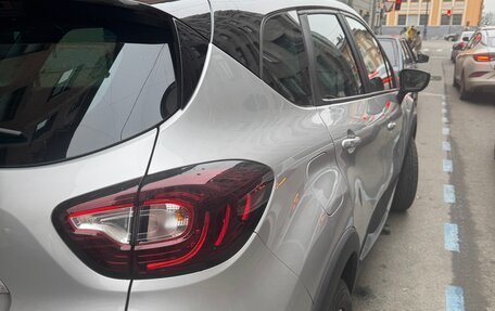 Renault Kaptur I рестайлинг, 2018 год, 1 950 000 рублей, 5 фотография