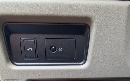 Land Rover Range Rover Evoque I, 2017 год, 2 590 000 рублей, 12 фотография