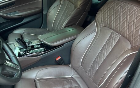 BMW 5 серия, 2018 год, 5 680 000 рублей, 15 фотография