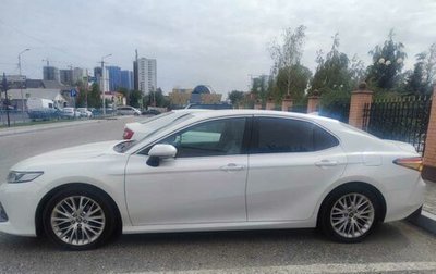 Toyota Camry, 2019 год, 2 100 000 рублей, 1 фотография