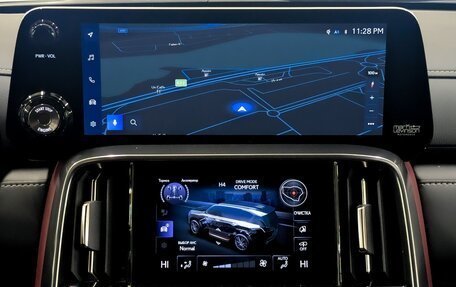 Lexus LX, 2024 год, 17 900 000 рублей, 11 фотография