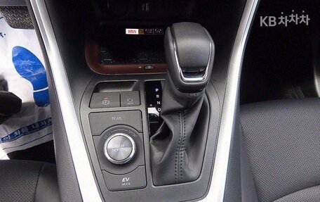 Toyota RAV4, 2025 год, 4 490 099 рублей, 10 фотография