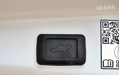 Toyota RAV4, 2025 год, 4 490 099 рублей, 15 фотография