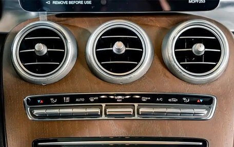Mercedes-Benz GLC, 2022 год, 3 940 000 рублей, 9 фотография