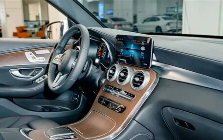 Mercedes-Benz GLC, 2022 год, 3 940 000 рублей, 14 фотография