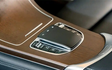 Mercedes-Benz GLC, 2022 год, 3 940 000 рублей, 12 фотография