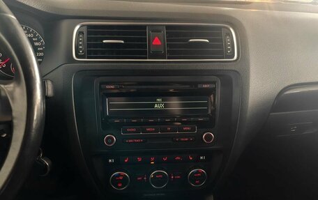 Volkswagen Jetta VI, 2013 год, 620 000 рублей, 14 фотография