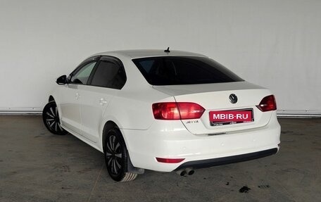 Volkswagen Jetta VI, 2013 год, 620 000 рублей, 6 фотография