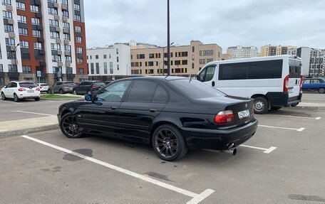 BMW 5 серия, 2001 год, 950 000 рублей, 3 фотография