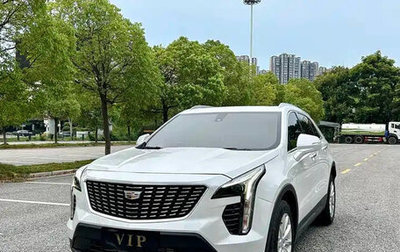 Cadillac XT4 I, 2022 год, 2 335 000 рублей, 1 фотография