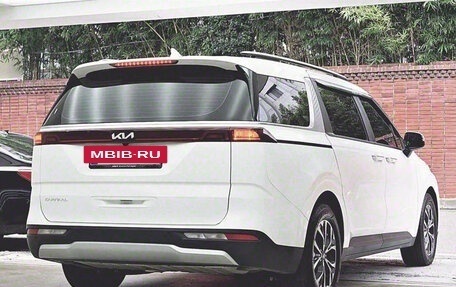 KIA Carnival, 2022 год, 3 895 000 рублей, 3 фотография