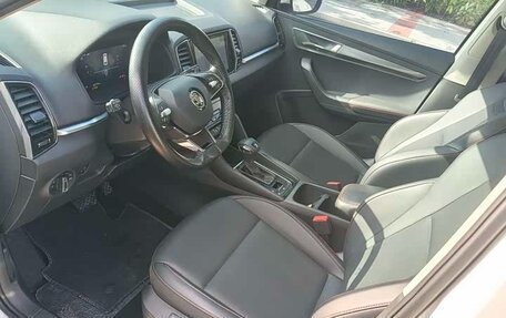 Skoda Karoq I, 2022 год, 2 033 000 рублей, 7 фотография