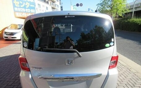Honda Freed I, 2014 год, 805 000 рублей, 6 фотография