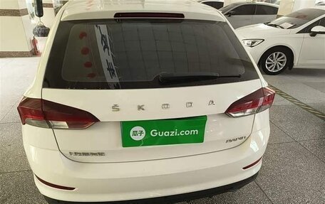 Skoda Rapid II, 2021 год, 1 190 000 рублей, 3 фотография
