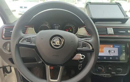 Skoda Rapid II, 2021 год, 1 190 000 рублей, 13 фотография