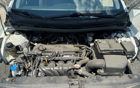 Hyundai Solaris II рестайлинг, 2014 год, 700 000 рублей, 5 фотография