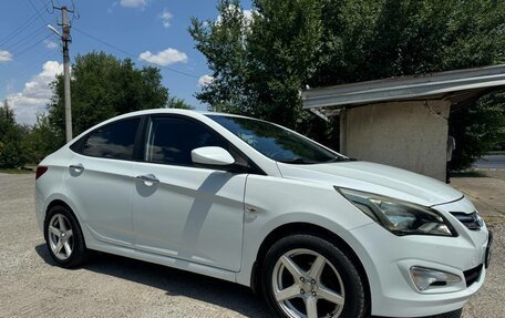 Hyundai Solaris II рестайлинг, 2014 год, 700 000 рублей, 8 фотография