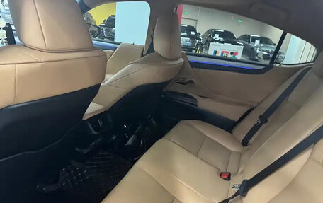 Lexus ES VII, 2025 год, 4 200 444 рублей, 11 фотография