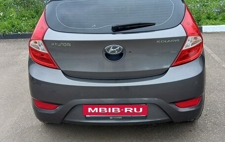 Hyundai Solaris II рестайлинг, 2012 год, 700 000 рублей, 3 фотография