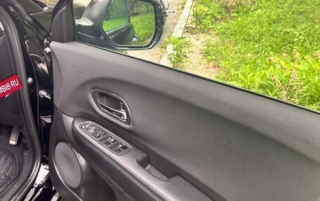 Honda Vezel, 2016 год, 1 400 000 рублей, 6 фотография