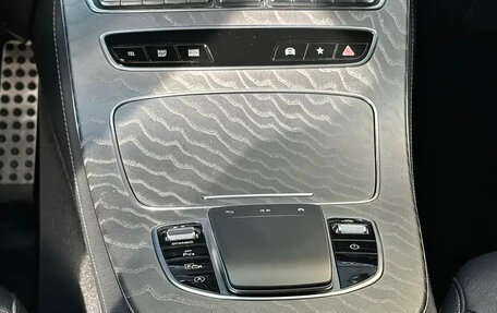 Mercedes-Benz CLS, 2021 год, 3 900 000 рублей, 10 фотография