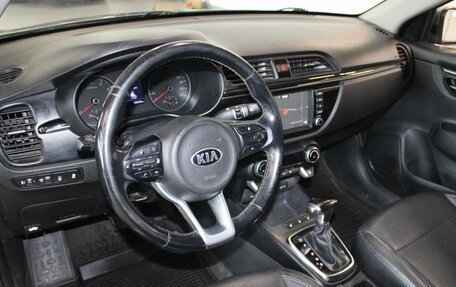KIA Rio IV, 2018 год, 1 357 000 рублей, 9 фотография