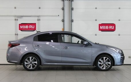 KIA Rio IV, 2018 год, 1 357 000 рублей, 4 фотография