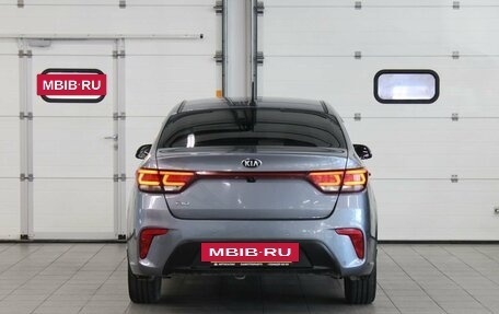 KIA Rio IV, 2018 год, 1 357 000 рублей, 6 фотография