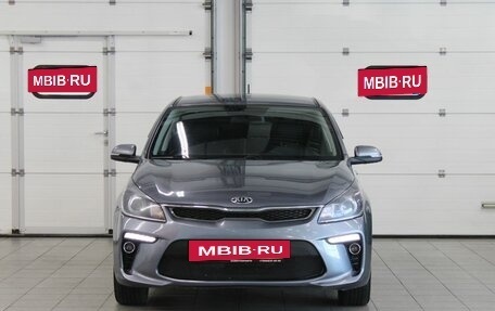 KIA Rio IV, 2018 год, 1 357 000 рублей, 2 фотография