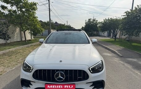 Mercedes-Benz E-Класс, 2021 год, 4 950 000 рублей, 2 фотография