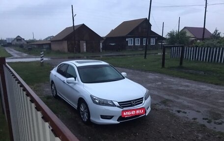 Honda Accord IX рестайлинг, 2013 год, 1 900 000 рублей, 6 фотография