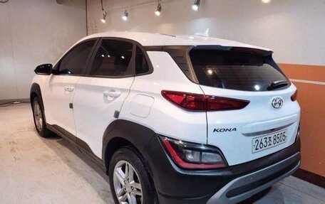 Hyundai Kona I, 2022 год, 1 550 000 рублей, 4 фотография