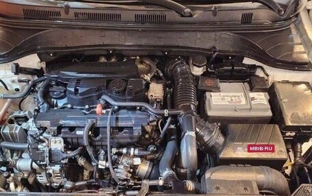 Hyundai Kona I, 2022 год, 1 550 000 рублей, 8 фотография