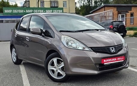 Honda Jazz II рестайлинг, 2012 год, 950 000 рублей, 21 фотография