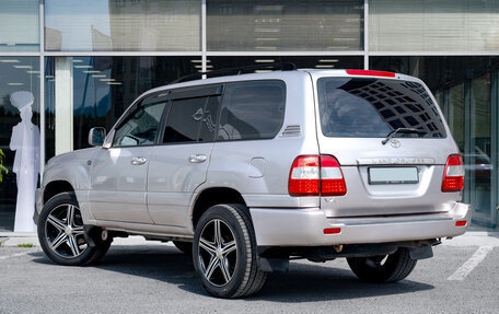 Toyota Land Cruiser 100 рестайлинг 2, 2003 год, 1 399 000 рублей, 6 фотография