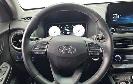 Hyundai Kona I, 2022 год, 1 330 000 рублей, 11 фотография