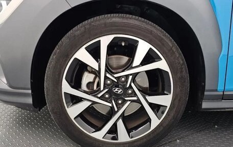 Hyundai Kona I, 2022 год, 1 330 000 рублей, 19 фотография