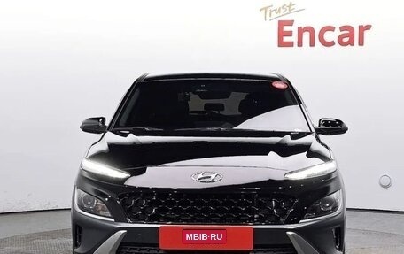 Hyundai Kona I, 2022 год, 1 590 000 рублей, 3 фотография