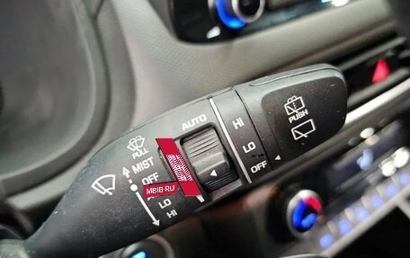 Hyundai Kona I, 2022 год, 1 330 000 рублей, 17 фотография