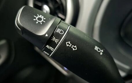Hyundai Kona I, 2022 год, 1 590 000 рублей, 9 фотография