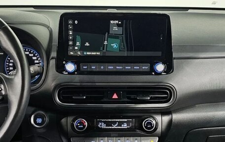Hyundai Kona I, 2022 год, 1 590 000 рублей, 13 фотография