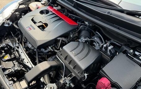 Toyota Yaris, 2022 год, 2 550 000 рублей, 17 фотография