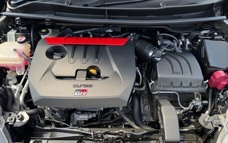 Toyota Yaris, 2022 год, 2 550 000 рублей, 18 фотография