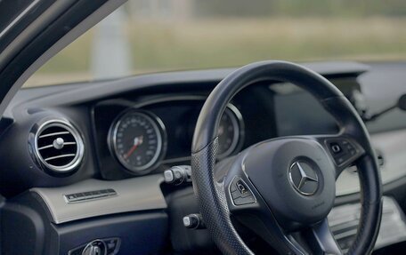 Mercedes-Benz E-Класс, 2018 год, 3 100 000 рублей, 8 фотография