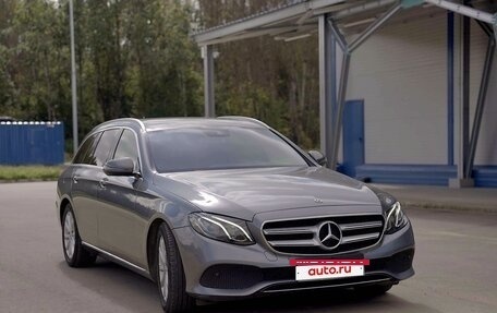 Mercedes-Benz E-Класс, 2018 год, 3 100 000 рублей, 21 фотография