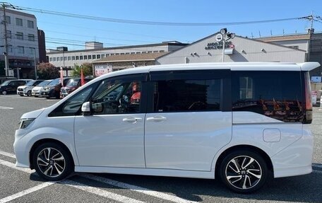 Honda Stepwgn IV, 2021 год, 2 200 000 рублей, 7 фотография