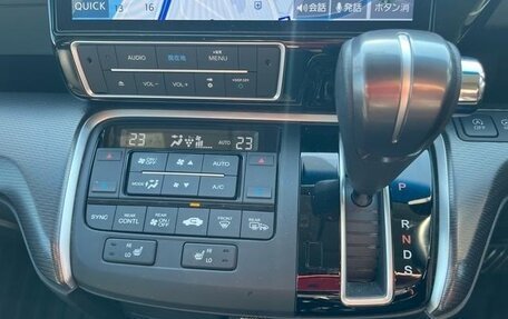 Honda Stepwgn IV, 2021 год, 2 200 000 рублей, 12 фотография