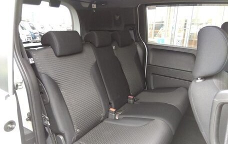 Honda Freed I, 2015 год, 900 000 рублей, 9 фотография